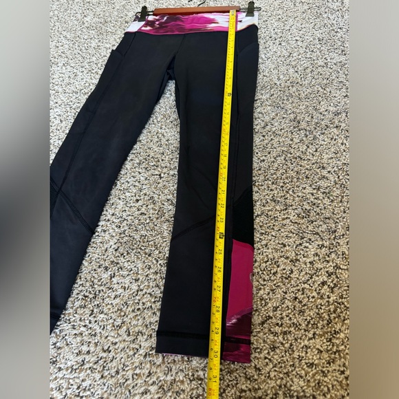 Lululemon Pace Rival Crop Black/Pigment Wind Berry Rumble Multi/Berry Rumble - Picture 9 of 10